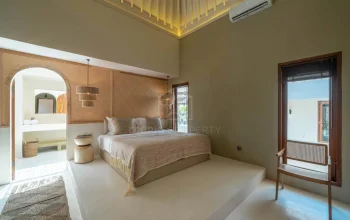 OniriqProperty-OPCG044-45