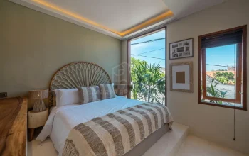 OniriqProperty-OPCG044-61